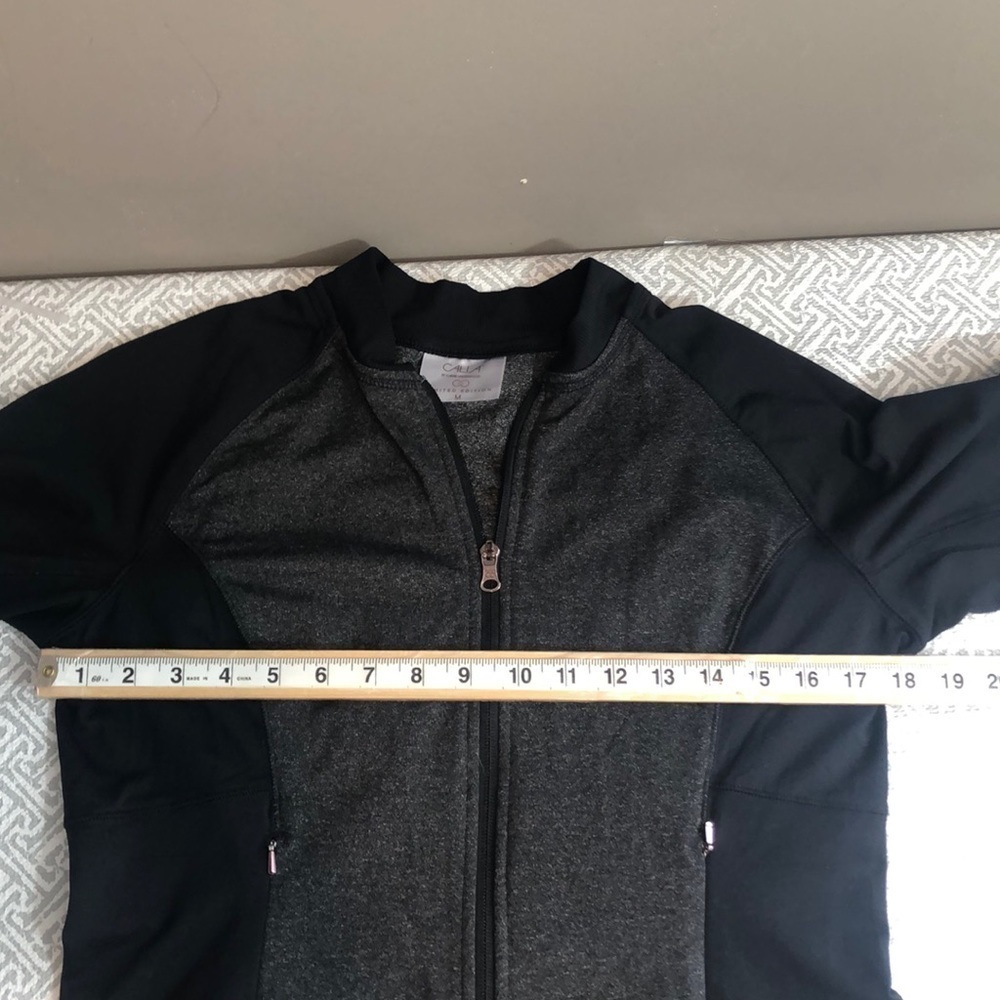 Calia by Carrie Underwood Limited Edition Zipper Jacket Medium - Picture 7 of 13
